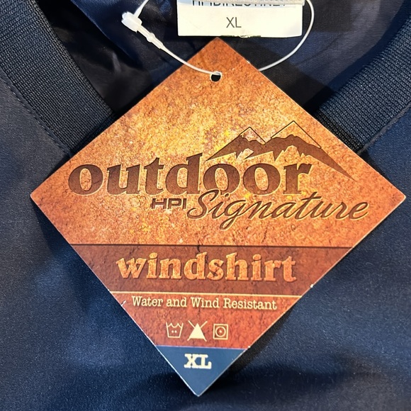NWT HPI outdoor Signature Windshirt - Picture 5 of 9